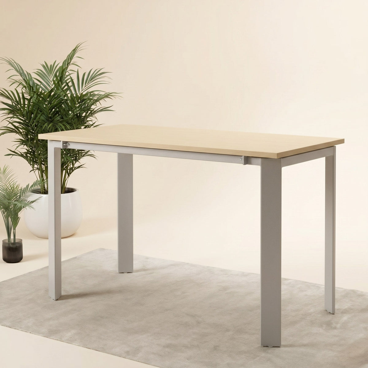 Miza TRIO — Classic style hero