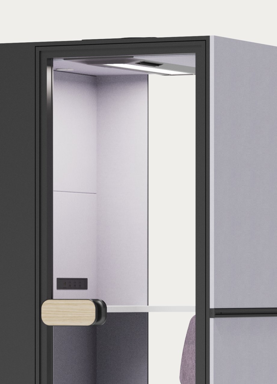 CorePod Cube Solo, podrobnost: vrata z ročajem, LED-svetilka in vtičnice